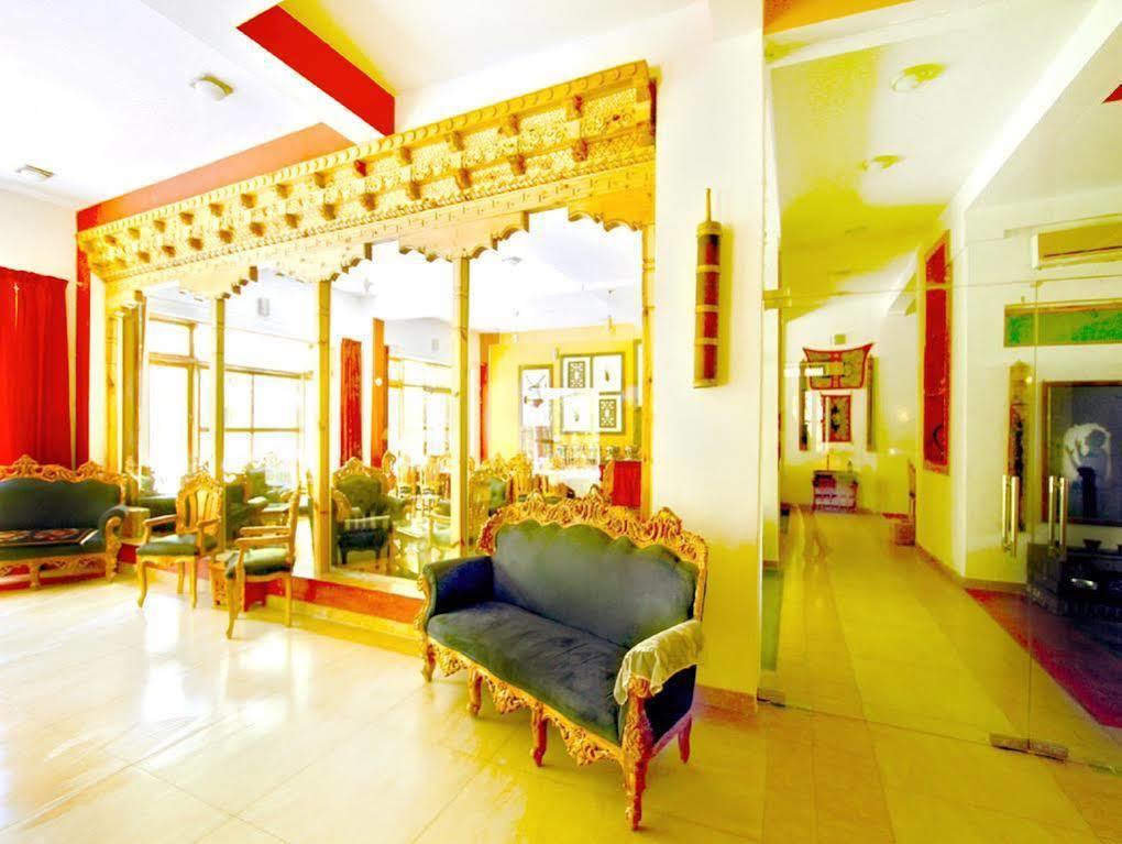 Hotel Grand Himalaya Leh Extérieur photo